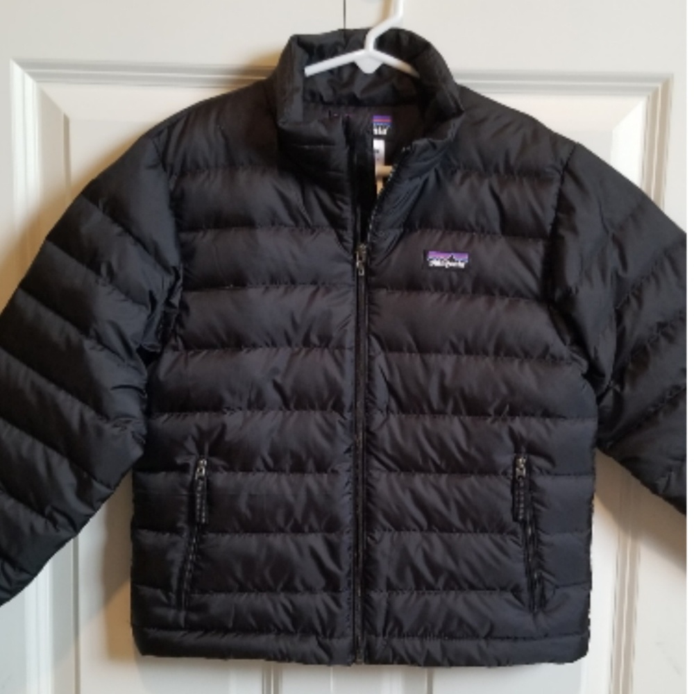 Brand New- Boys Patagonia coat